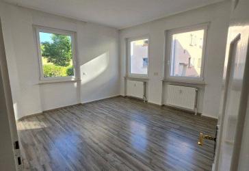 Helle 3-Zimmerwohnung in ruhiger Lage. *BODENGLEICHE DUSCHE*