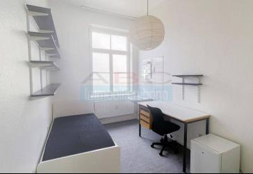 Helles möbliertes Zimmer für Studierende in der Bonner Südstadt
