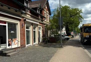 Zentral gelegene-wunderschöne-komplett sanierte 2 Zimmer Wohnung