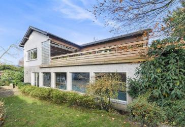 Einfamilienhaus mit Indoor-Pool in Top-Lage von Heiligenhaus