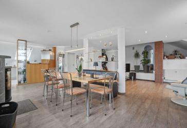 Beliebte Wohngegend! Helle 3,5 Zimmerwohnung mit einzigartigem Grundriss