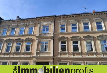 Repräsentatives Mehrfamilienhaus als Aufteilungsobjekt in Hof