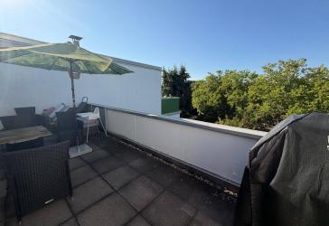 Bitte keine Anfragen mehr ! TOP LAGE GEMÜTLICHE Wohnung mit tollem AUSBLICK
