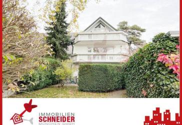 IMMOBILIEN SCHNEIDER - schöne 3,5 Zimmer Wohnung mit Süd-Balkon, eigenem Garten und neuwertigem Bad