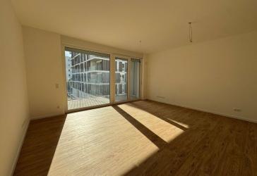 Helle 3-Zimmerwohnung inkl. Einbauküche und Loggia in zentraler Lage