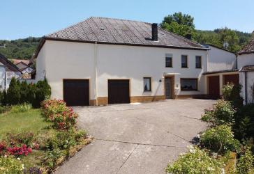 Einfamilienhaus in Konz-Krettnach - Ehemaliges Winzeranwesen mit großem Grundstück
