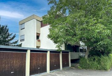 Praktische 4-Zimmer Wohnung mit Balkon! Aktuell vermietet!