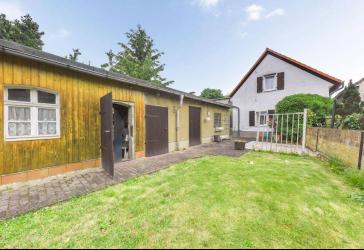 Kernsanierung erforderlich - Einfamilienhaus mit Potenzial in Halle-Nietleben
