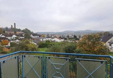 Gemütliche 3 ZKB mit Balkon und herrlicher Fernsicht