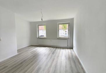 Stadtflair pur - sanierte 3 Zimmer Wohnung zu sofort bezugsfertig