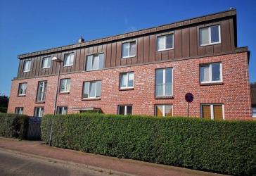 Gemütliche 4-Zimmer-Erdgeschoss-Wohnung mit Terrasse in guter Wohnlage von Wedel