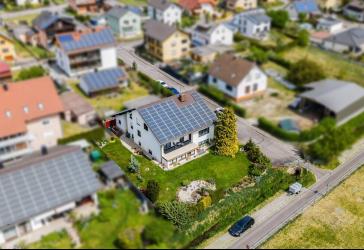 Großzügiges Einfamilienhaus mit reichlich Ausbaupotenzial & herrlichem Gartenparadies!