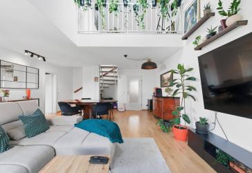 Provisionsfrei - Wohnen am Neuen Palais: Maisonettewohnung mit Westbalkon & Stellplatz