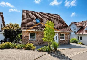 modernes Einfamilienhaus auf wunderschönen Grundstück !!!