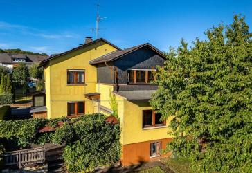 Großzügiges 2-Familienhaus in Wetzlar-Hermannstein