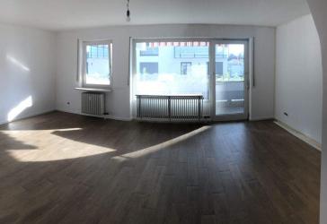 Top renovierte 3 Zimmer Whg. mit zwei Balkonen in zentraler Lage Ottobrunn