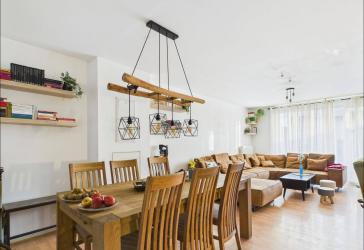 VIEL PLATZ FÜR DIE FAMILIE 5 ZIMMER - 136 m² UND 2 BÄDER AUF 3 EBENEN MIT TERRASSE UND GARTEN