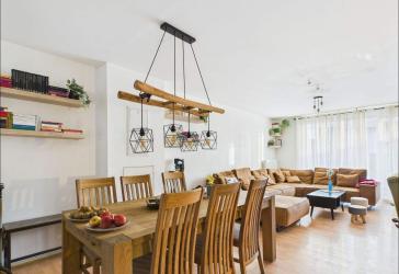 Modernes Reihenmittelhaus mit Garten und 5 Zimmern in familienfreundlicher Wohnlage