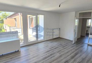 Großzügige 3-Zimmer-Balkon-Wohnung im Grünen