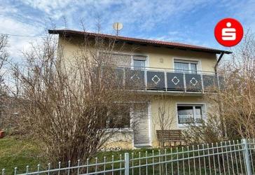 Vielseitiges Wohnhaus in Pommelsbrunn - OT Hartmannshof