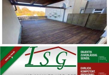 AB 01.01.2027 - 4-Raum Wohnung mit großer Dachterrasse sucht neuen Mieter!