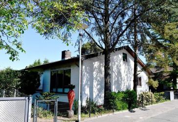 Viel Platz für das Leben – freistehendes Einfamilienhaus mit Einliegerwohnung in Waldrandnähe von Darmstadt-Eberstadt