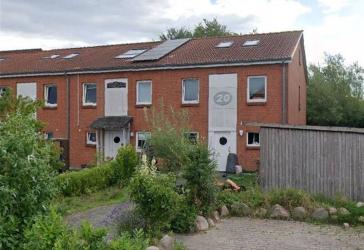 Vorschaubild Reihenendhaus