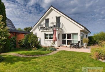 Wohnen und Wohlfühlen in Geusa - gepflegtes Einfamilienhaus mit großem Gartentraum!