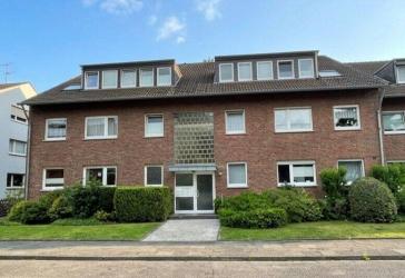 Familienfreundliche 3-Zimmerwohnung mit Balkon und Garage in zentraler Lage