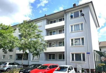 Provisionsfrei: 4-Zimmerwohnung mit Balkon im Gallus