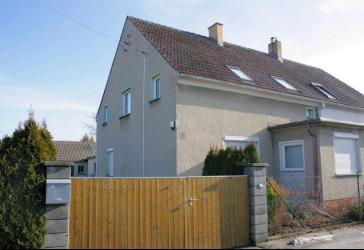 Bernsdorf - Reizvolle Doppelhaushälfte
