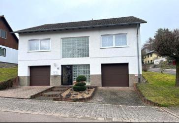 Einziehen & Wohlfühlen - saniertes Einfamilienhaus in Köllerbach