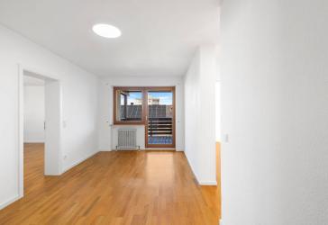 Einziehen, wohlfühlen und Regensburg genießen! 4-Zimmer-Eigentumswohnung frisch renoviert