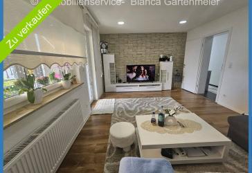Top Kapitalanlage! Modernisierte 3- Zimmer Wohnung mit EBK + Sonnenbalkon+Garage!