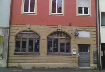 TOP Wohn- u. Geschäftshaus - Zentrale Lage - vollvermietet