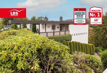 Haus mit Traumblick, großem Carport, Sauna und vielen Möglichkeiten