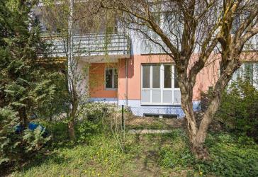 Sonne, Garten und viel Platz - Große Wohnung mit extra hellem Hobbyraum