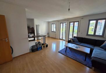 Helle 2-Zimmer-Wohnung mit Balkon & Tiefgarage – Top-Lage in der Neumarkter Altstadt