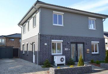 Familienfreundliches Einfamilienhaus im Neubau-Zweitbezug mit A+ Energieeffizienz