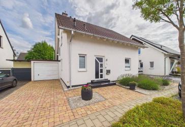 Seltene Gelegenheit! Modernes Einfamilienhaus in Viersen-Robend