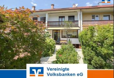Tolles Reihenmittelhaus mit sehr schönem Garten und Garage