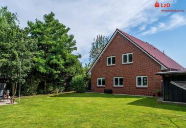 Ein Platz in der Natur - Modernes Einfamilienhaus mit Ausbaureserve und großzügigem Grundstück