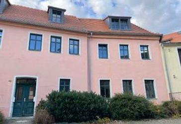 Schöne Maisonette-Wohnung, frisch saniert, mit neuem Bad, zentrumsnah, provisionsfrei