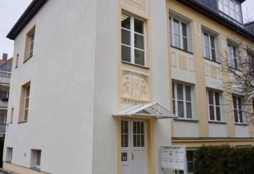 Charmante Altbauwohnung mit Stuck, großen Holzfenstern und großzügigem Grundriss in Löbtau-Nord