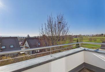 Helle 3-Zi.-Dachgeschosswohnung mit TG-Stellplatz in Rottweil