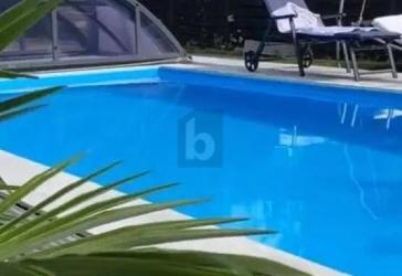 WOHNEN & VERMIETEN MIT GARTEN UND POOL