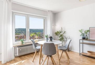 Burgnähe - begehrteste Lage in Esslingen: 3,5 Zi. am Sonnenhang mit Traumblick