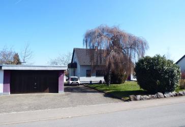 Exklusives freistehendes Einfamilienhaus in ruhiger Bestlage
