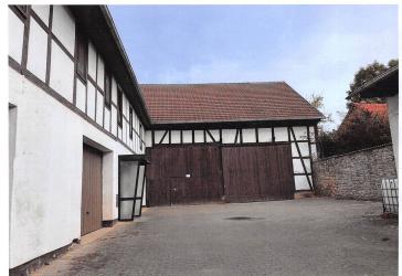 Resthof mit seperatem Wohnhaus und angrenzender Koppel