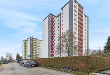 Gepflegte 4-Zimmer-Eigentumswohnung mit Balkon und Stellplatz in Schwabach-Eichwasen